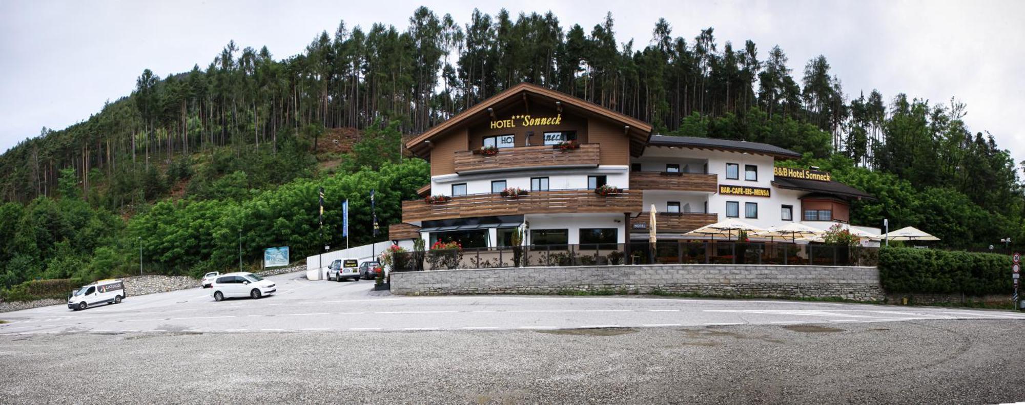 B&B Hotel Sonneck Natz-Schabs Exterior foto